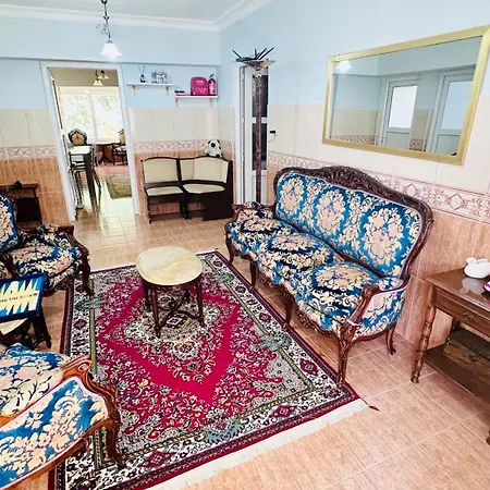 Stylish&luxury Flat With Garden Close To Sea شقة فينيقيه