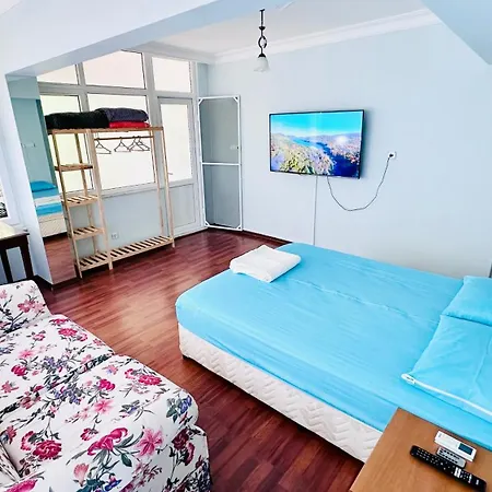 Stylish&luxury Flat With Garden Close To Sea فينيقيه